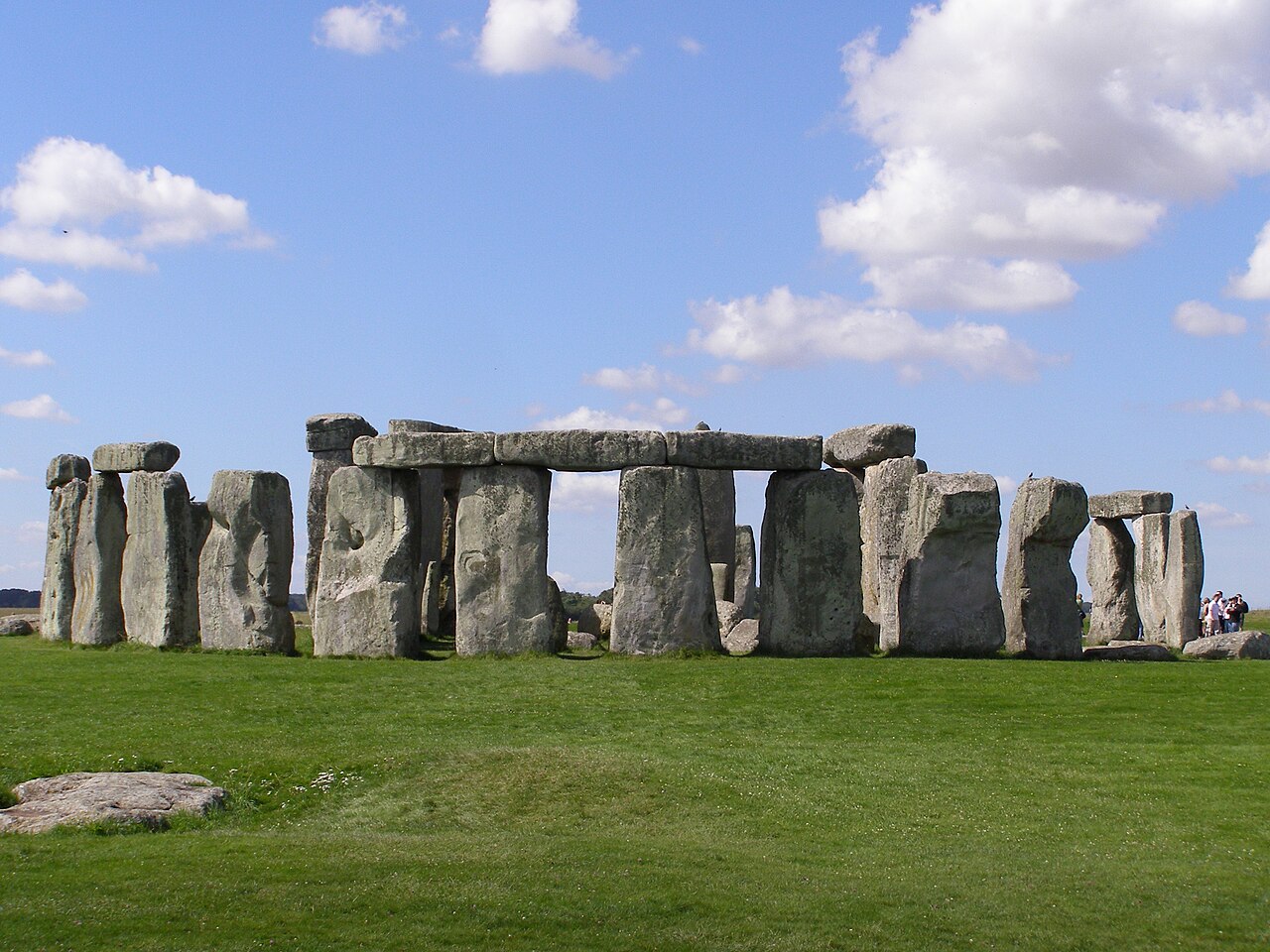 Stonehenge in Wiltshire, England. Photo: garethwiscombe, Wikimedia Commons, CC BY 2.0